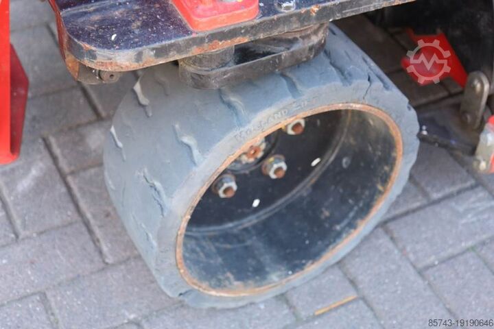 Scissor lift Holland Lift Ecostar HL-9710 Electric, 12m Working Height, 325k