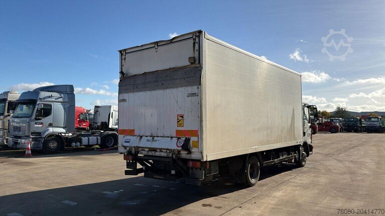 Matkalaukku MAN TGL 8.180 (MANUAL GEARBOX / BOITE MANUELLE / CA...