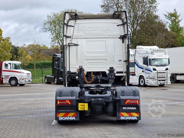 Standard SZM Scania R560 Highline 4x2 - Like new - Full spec - Face...