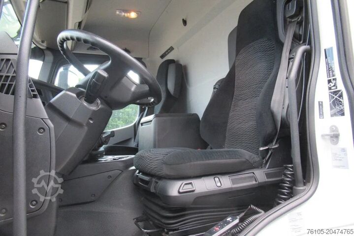 Valise Mercedes-Benz Actros 1832 1832 LL 4x2