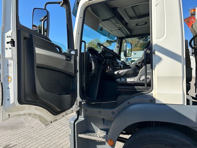Camión de la basura MAN TGM 18.290 / Zöller Mini XL 12 + Schüttung