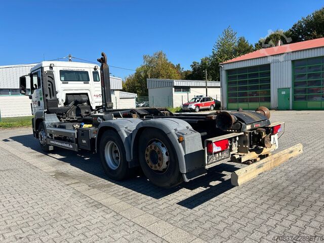 Camion benne à bras amovible MAN TGS 26.440 / 6x2-4 / Hiab XR21S59