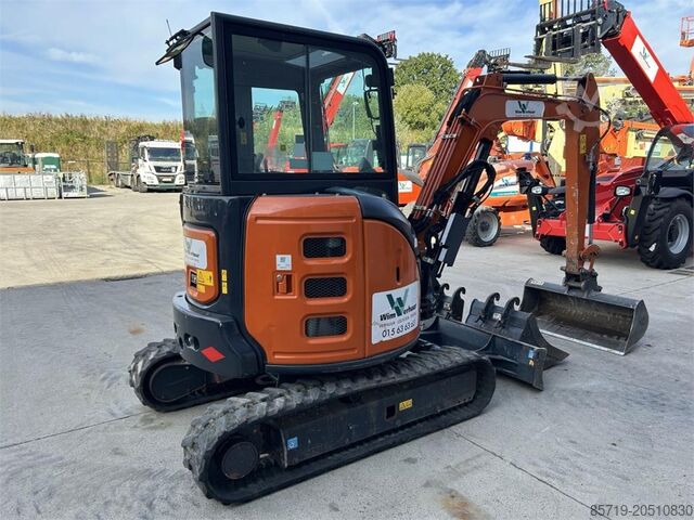 Mini excavator Hitachi ZX33U-6 (7740)