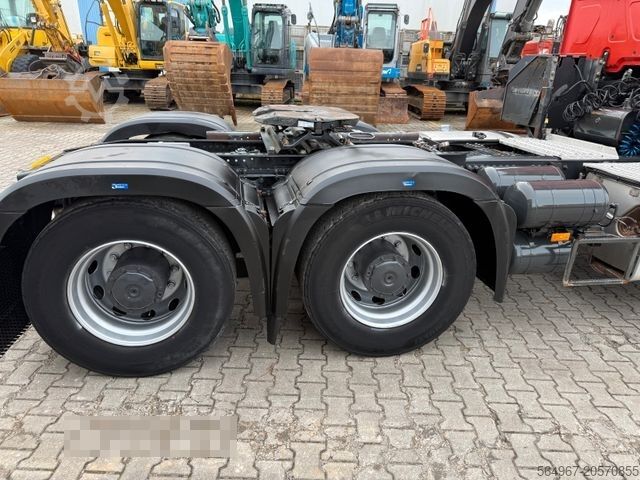 Schwerlast LKW/SZM MERCEDES-BENZ 2663 Arocs Nebenantrieb Retarder VOLL