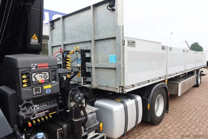 Standaard-SZM Mercedes-Benz Actros 2133 L Trekker + Hiab Kraan met City Tra...