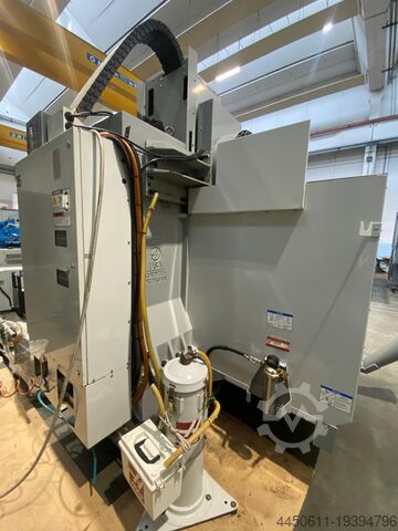 VERTIKALNA OBRADNI CENTAR HAAS VF-4SS