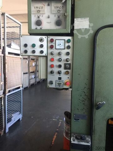 Mesin meninju otomatis Haulick & Ross RVD 100