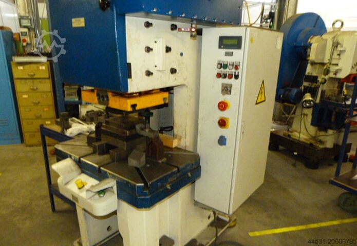 Prensa excéntrica de una columna PME Erfurt PE 63 C