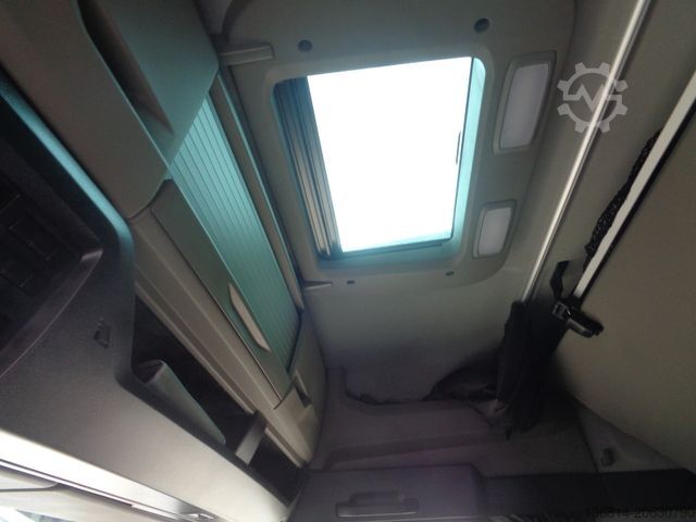 Standard SZM MAN TGX 18.480 BL 4x4 H Nebenantrieb PTO