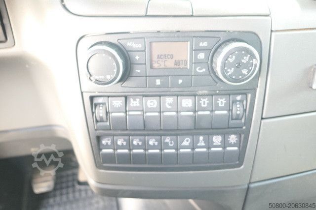 Vakio vetoauto MAN 26.540 TGX/6x4/540 PS/Kran Epsilon/Blattfederung