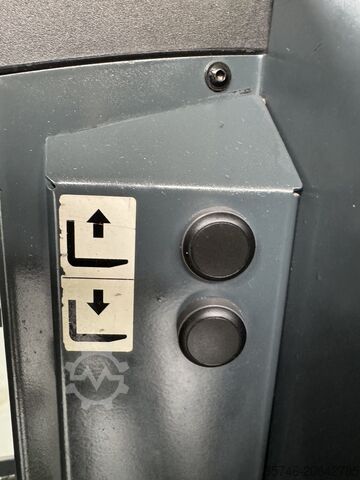 EKS 210——轨道导向！！机舱 1000 毫米！！ JUNGHEINRICH EKS 210 - Rail Guidance !! Cabin 1000 MM !!