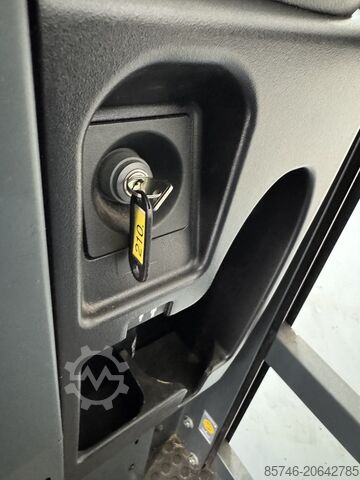 EKS 210——轨道导向!!机舱 1000 毫米!! JUNGHEINRICH EKS 210 - Rail Guidance !! Cabin 1000 MM !!