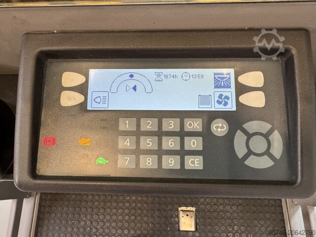 EKS 312 - 平台 长 x 宽 = 2000 x 1400 毫米 !! 三联 FFL !! JUNGHEINRICH EKS 312 - platform L x W =  2000 x 1400 MM !!  Triplex FFL !!