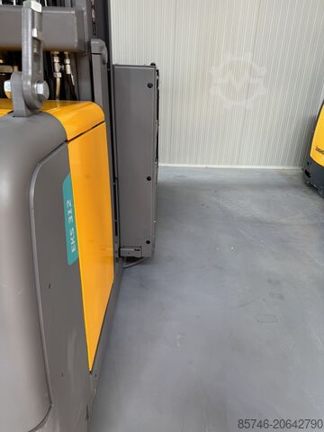 EKS 312 - 平台 长 x 宽 = 2000 x 1400 毫米 !! 三联 FFL !! JUNGHEINRICH EKS 312 - platform L x W =  2000 x 1400 MM !!  Triplex FFL !!