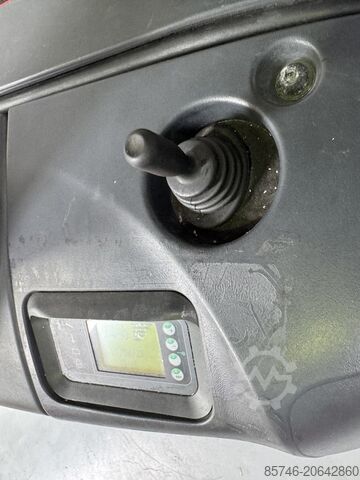 L 12 AC (1170) - Накланящи вилци * ДЕМОНСТРАЦИЯ !! LINDE L 12 AC ( 1170 ) - Tilting Forks * DEMO !!