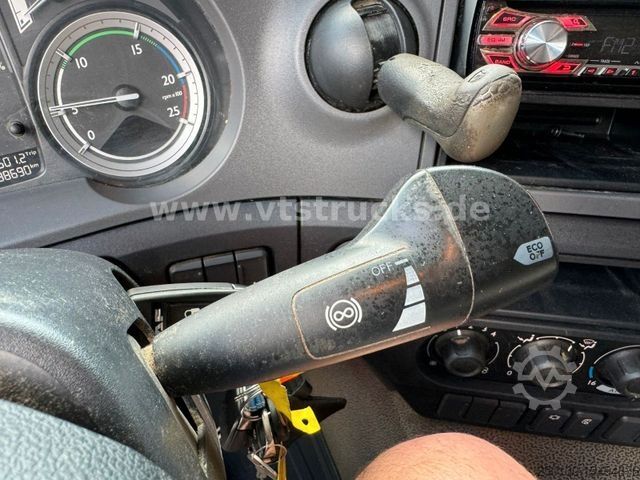 畜禽运输卡车 DAF CF 400 4x2 1.Stock Menke-Janzen Viehtransporter