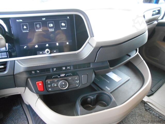 Standard-Sattelzugmaschine DAF XG 480