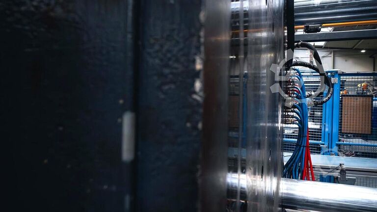 เครื่องฉีดขึ้นรูป Stork S+ 9000-8650