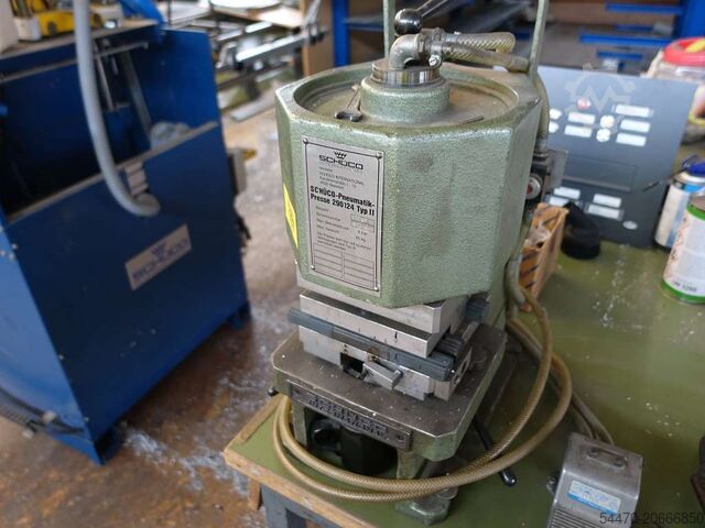 الصحافة الهوائية SCHÜCO II