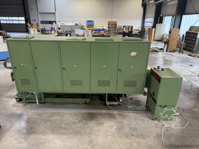 Leit-/Zugspindeldrehmaschine TOS Trenčín SUI 50 CNC