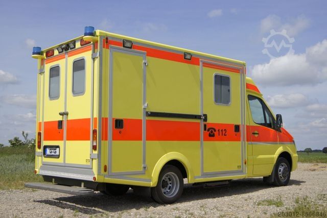 Fire truck MERCEDES-BENZ Sprinter 519  // Mod. 2017 // 1 J Garantie //