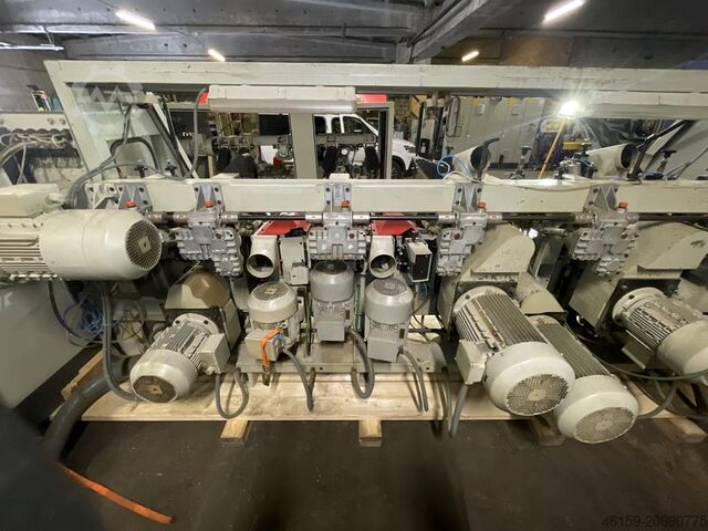 Moldador WEINIG HYDROMAT  (8 spindle)