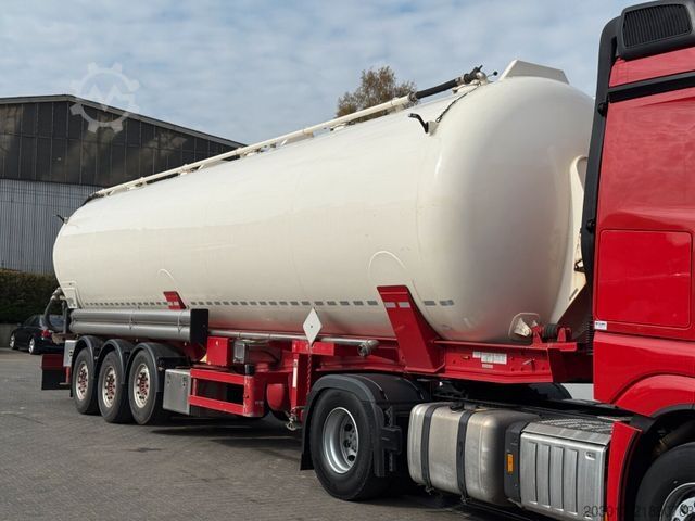 Силосный полуприцеп  O.ME.P.S. o ADR 3 Achs 60.000 Liter