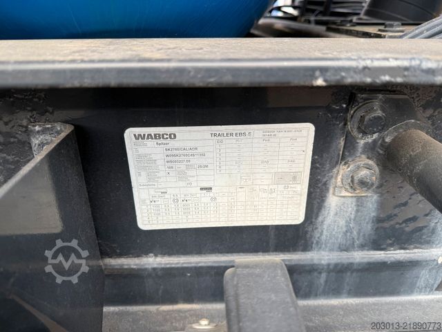 Силосный полуприцеп SPITZER SK 2760 Silo ADR 3 Achse 60.000 Liter