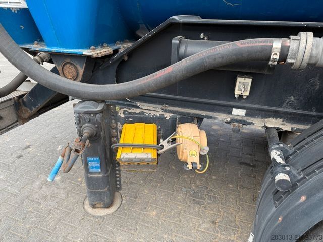 Силосный полуприцеп SPITZER SK 2760 Silo ADR 3 Achse 60.000 Liter