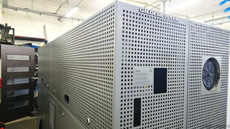 Centru de strunjire și frezare CNC Gildemeister CTX 410 V3