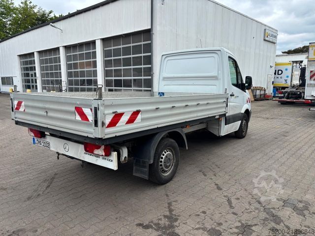 Furgoneta pick-up MERCEDES-BENZ Sprinter 311 Pritsche / Plane