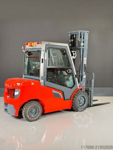 Μπροστινός φορτωτής ντίζελ Heli CPCD25-G3- Diesel - 2,5t - 4m - Kabine - Garantie