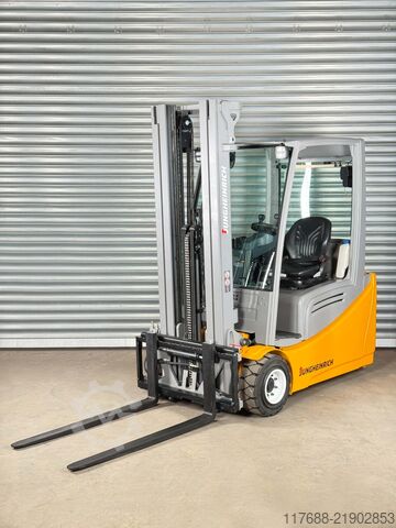 Elektrické 4-kolesové Jungheinrich EFG 220 - Service Neu - Batterie 82% Garantie