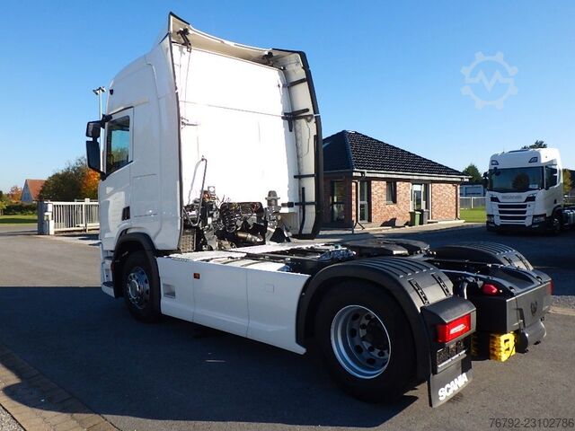 Đầu kéo tiêu chuẩn SCANIA R 560 A Super/Highline/Ret/Hydr./2xTank/Standkli