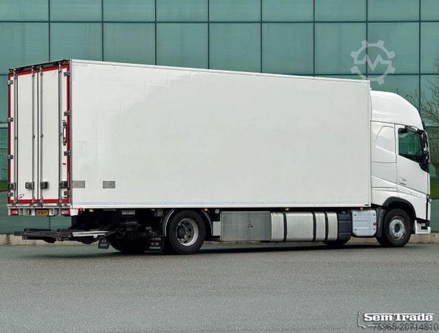 Refrigerated truck VOLVO FH 13.460 I-PARK COOL THEMO KING UT-800 VAN BEUR