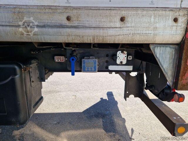 Semirremolques de caja Samro FOURGON 90m3