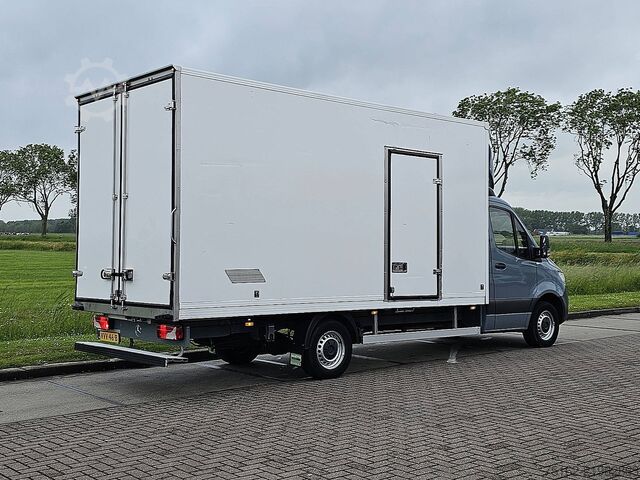 Valiză MERCEDES-BENZ SPRINTER 317 Bakwagen Deuren XXL!