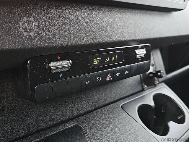 Valiză MERCEDES-BENZ SPRINTER 317 Bakwagen Deuren XXL!