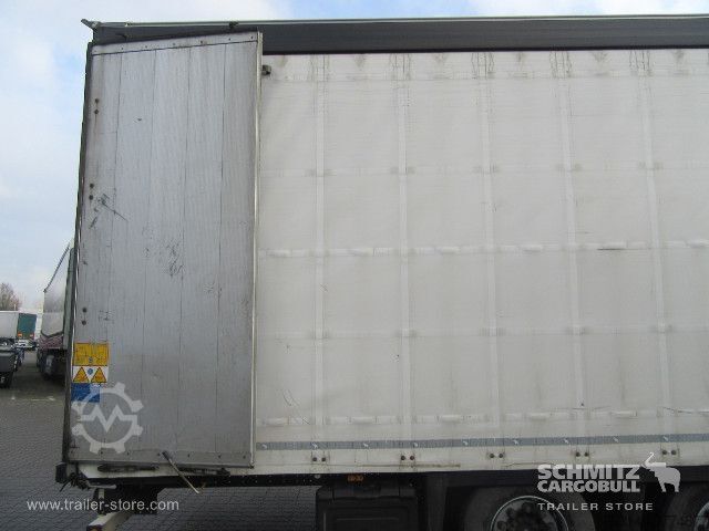 Semi-remorque bâchée Schmitz Cargobull Curtainsider Mega Getränke