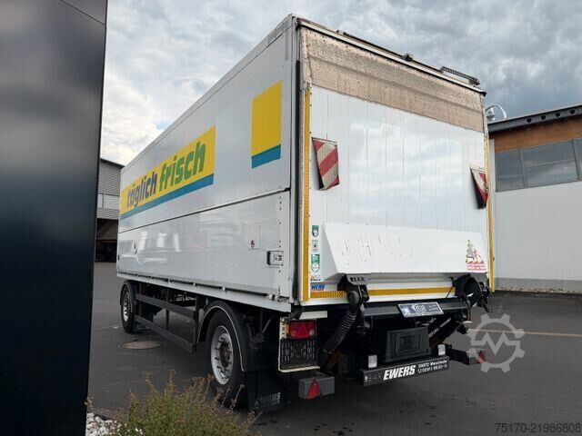 Försäljningsbil Ewers PRASQ18 Schwenkwand SAF LBW BÄR 2.500kg