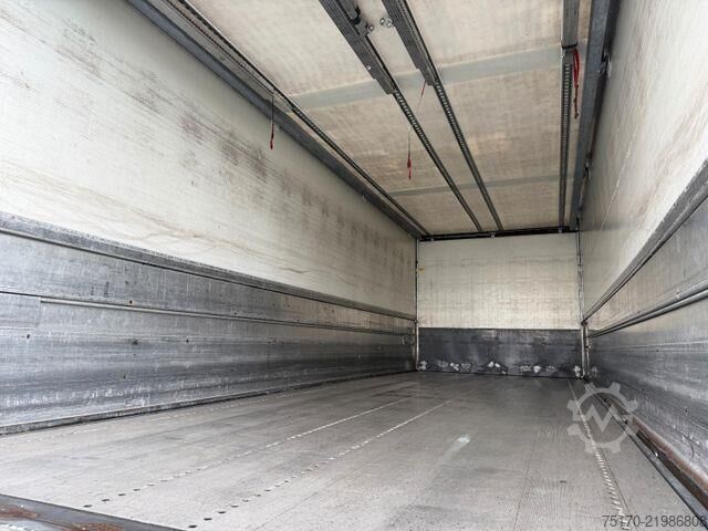Försäljningsbil Ewers PRASQ18 Schwenkwand SAF LBW BÄR 2.500kg