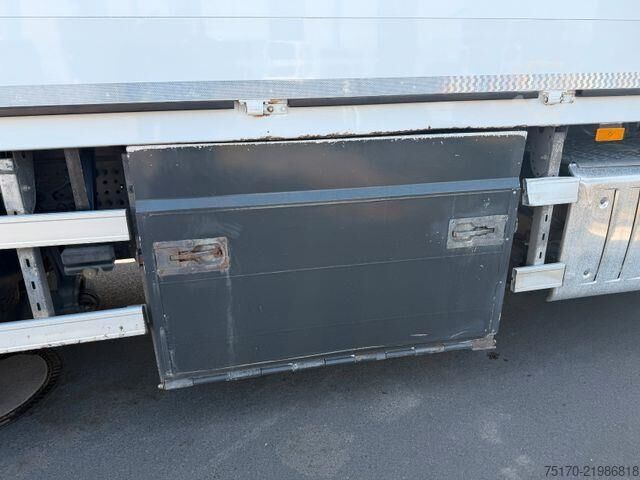 Mercedes-Benz Antos 2543 L med svängbara sidoväggar, BÄR bakgavellyft 2.500 kg, dragkrok Mercedes-Benz Antos 2543 L Schwenkwand LBW BÄR 2.500kg AHK