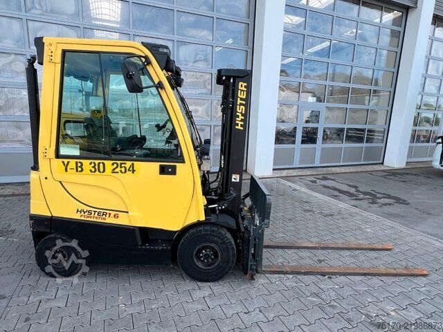 Gabelstapler Hyster H1.6 FT / Verstellgerät / HH: 4.45m / nur 812h