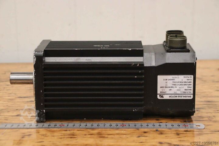Servo motor 1.86 kW 4000 rpm Reliance Electric H-4050-P-HOOAA