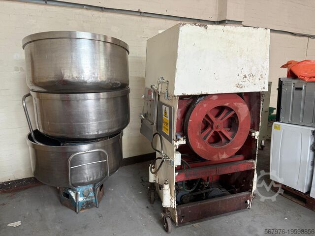 Mélangeur à pâtisserie TBM Tecnopast Bakery Machines S.P.A. T500 ETT 350Kg Lifting Arm Pastry Mixer