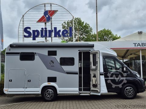 Poolintegreeritud matkaauto Knaus L!VE WAVE 650 MEG Black Selection *TraumMobil*Automatik*