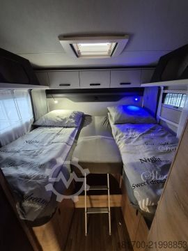 Poolintegreeritud matkaauto Knaus L!VE WAVE 650 MEG Black Selection *TraumMobil*L-Sitzgruppe*