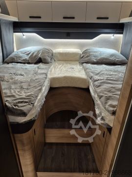 Poolintegreeritud matkaauto Knaus L!VE WAVE 650 MEG Black Selection *TraumMobil*Autark e*