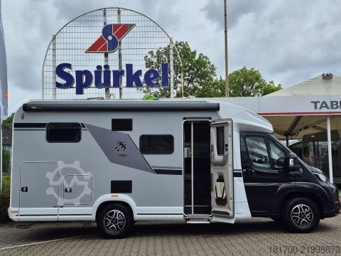 Poolintegreeritud matkaauto Knaus L!VE WAVE 650 MEG Black Selection *TraumMobil*L-Sitzgruppe*