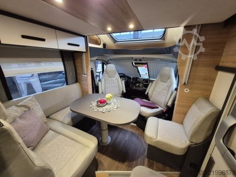 Poolintegreeritud matkaauto Knaus L!VE WAVE 650 MEG Black Selection *TraumMobil*Autark e*